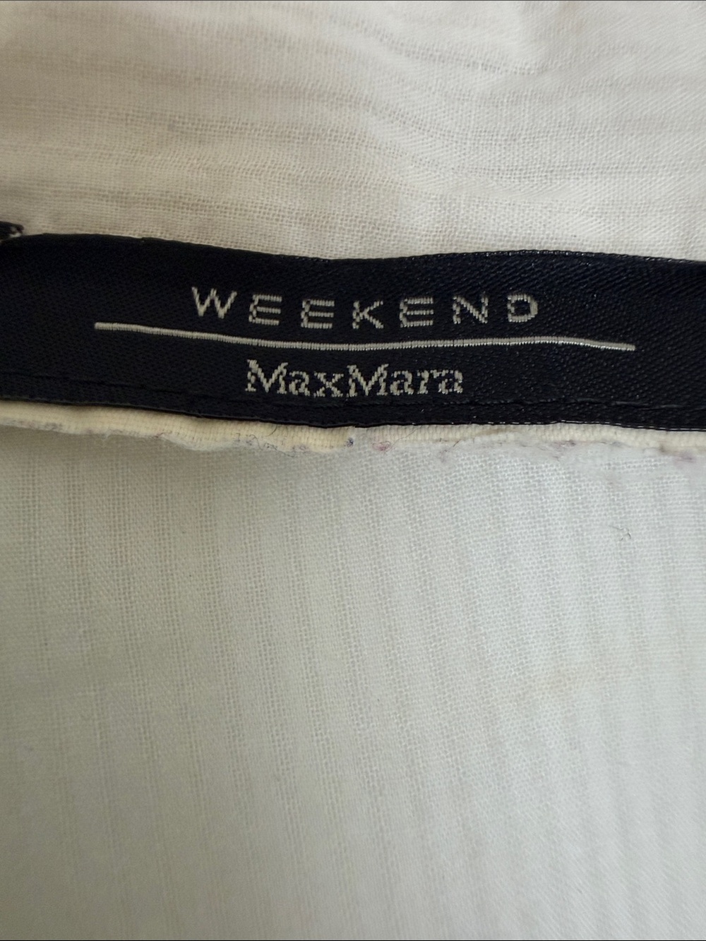 Max Mara Cream Short-Sleeve Button Front Top with Tulle Hem - Picture 2 of 9